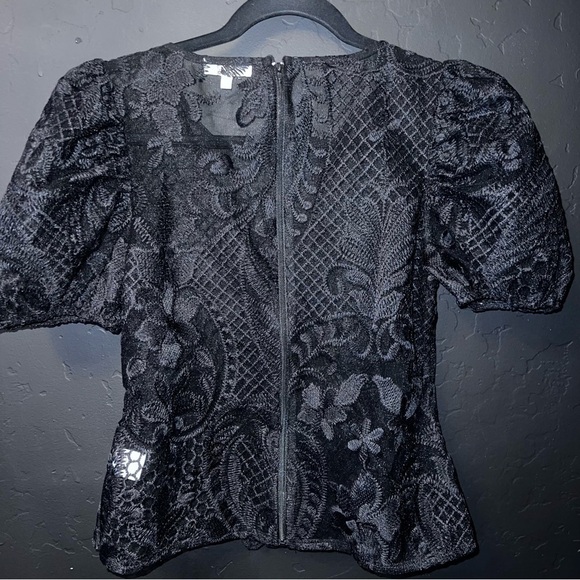 Peach Black Lace Blouse, balloon sleeve back zipper Size: M  like New - Picture 5 of 7